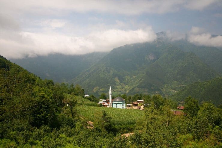 borcka_savsat_ufuksarisen_003