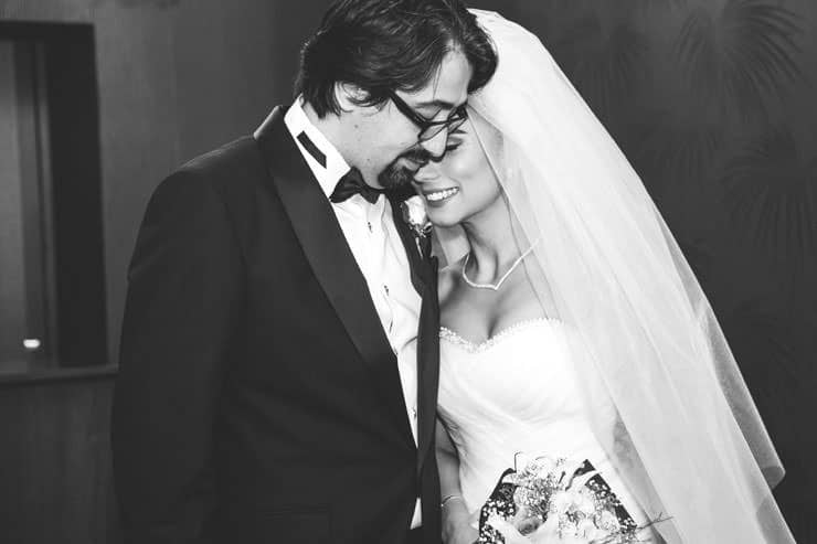 İzmir Mövenpick Hotel Düğün Fotoğrafları - gelin damat Düğün Fotoğrafı Portre
