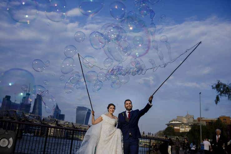 London wedding photo session