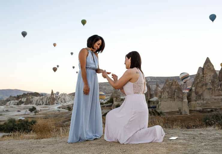Turkiye Kapadokya gay cift evlenme teklifi