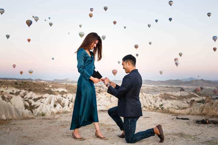 cappadocia proposal photos with balloons turkey