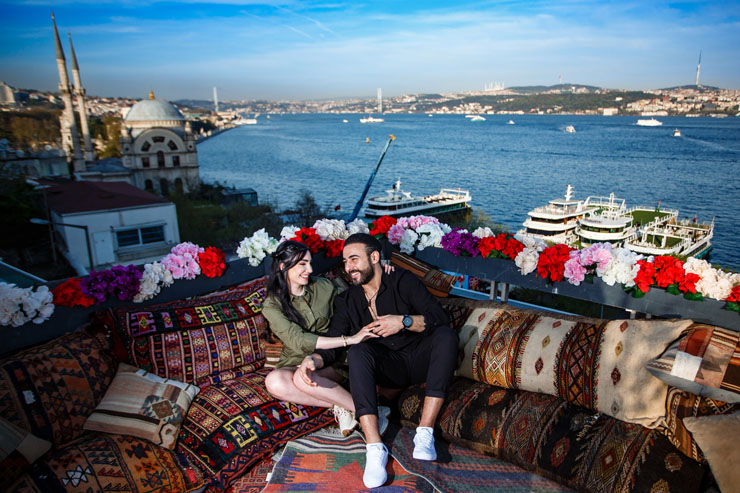 Bogazda Lazer ile Evlenme Teklifi