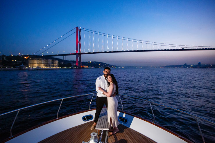Bogazda Lazer ile Evlenme Teklifi